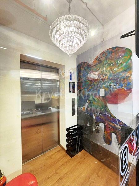 Shop / Shophouse for Rent: A Vibrant, Spacious Deluxe Shophouse with Lift Access in the CBD - Image 6