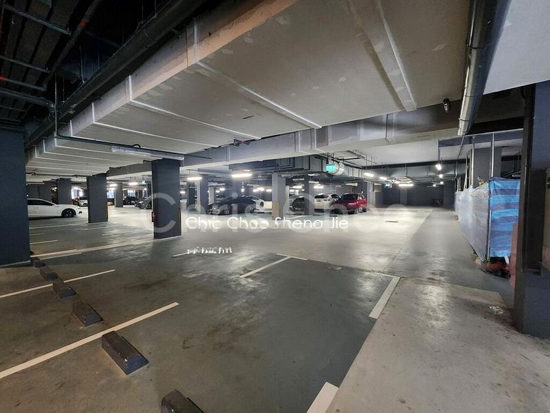 Shop / Shophouse for Sale: Commercial Retail Shops for Sale @ Bugis - Image 1