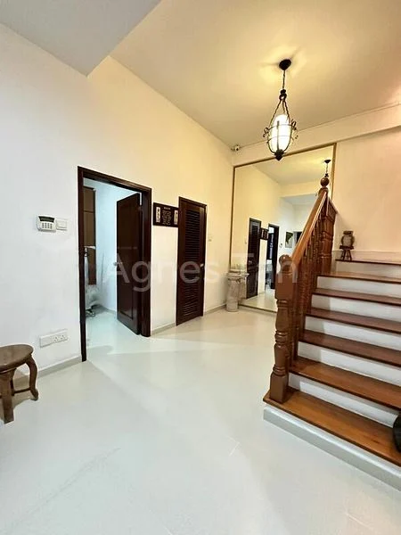 4 Bed Terraced House (Landed) for Sale in  Pasir Panjang Hill - Image 2