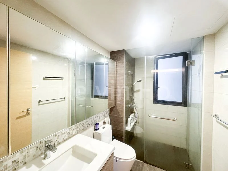 3 Bed Executive Condo for Sale in  The Rainforest - Image 4