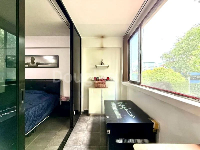 3 Room (3STD) HDB for Sale in 89 Commonwealth Drive - Image 4