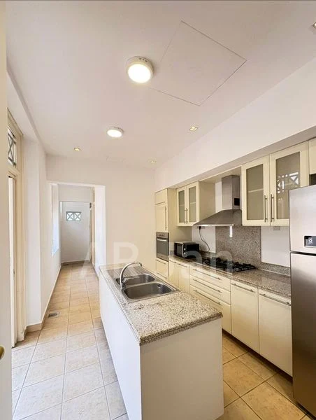 4 Bed Terraced House (Landed) for Rent in Townerville - Image 8