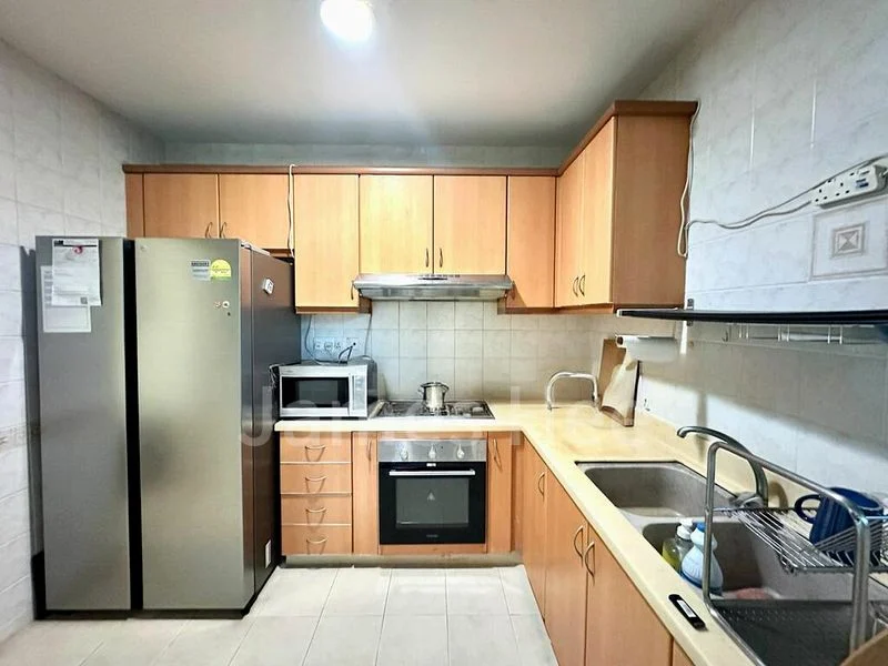 Master Room (Condo) for Rent in  Le Wood - Image 7