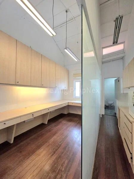 Shop / Shophouse for Rent: 2-Storey Shophouse at Ann Siang Road - Image 4