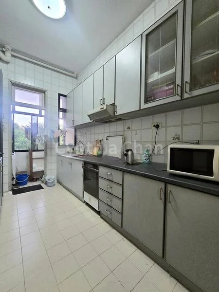 Room (Condo) for Rent in  The Windsor - Image 6