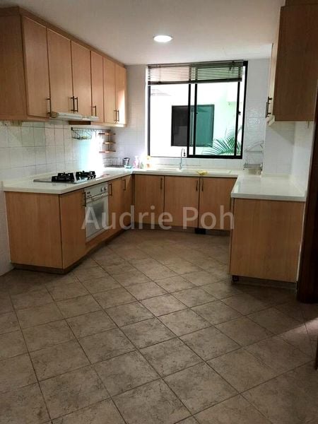 3 Bed Condo for Rent in  Pinevale - Image 3