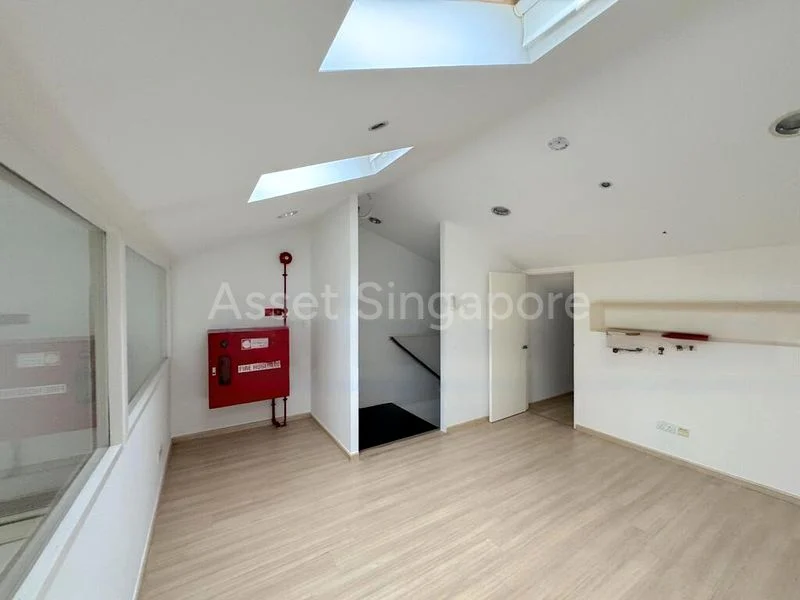 Shop / Shophouse for Rent: Ann Siang Road, 2.5-Storey Shophouse - Image 6