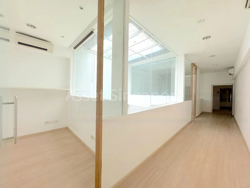 Shop / Shophouse for Rent: Ann Siang Road, 2.5-Storey Shophouse - Image 12