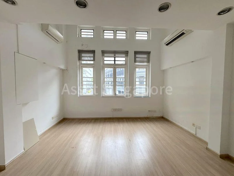 Shop / Shophouse for Rent: Ann Siang Road, 2.5-Storey Shophouse - Image 9
