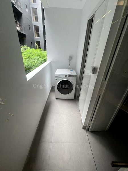 3 Bed Condo for Rent in The Commodore - Image 8