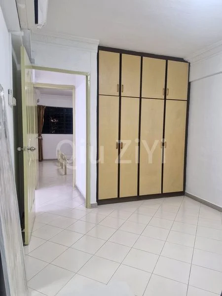 4 Room (4NG) HDB for Rent in  709 Hougang Avenue 2 - Image 6