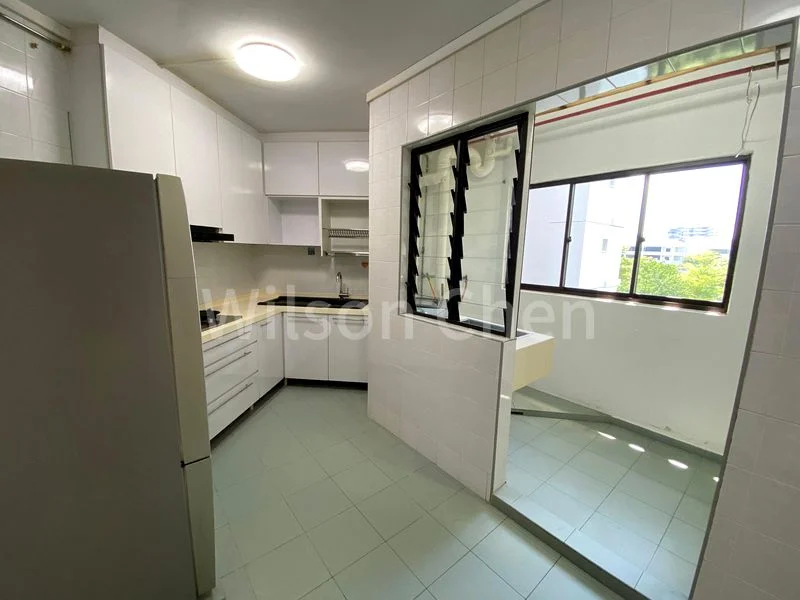 Executive HDB for Rent in  285D Toh Guan Road - Image 13