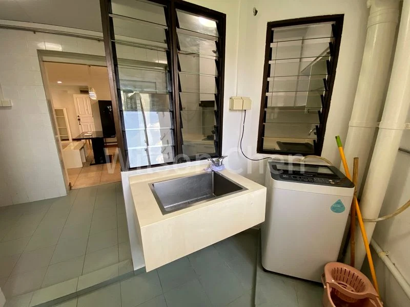 Executive HDB for Rent in  285D Toh Guan Road - Image 16