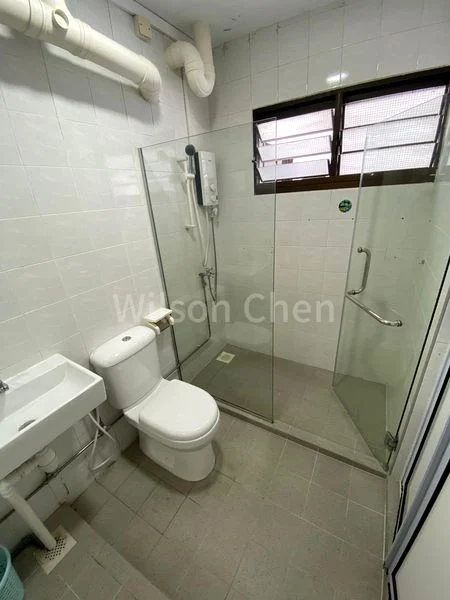Executive HDB for Rent in  285D Toh Guan Road - Image 26