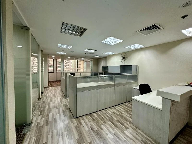 Office for Rent: International Plaza - Image 6