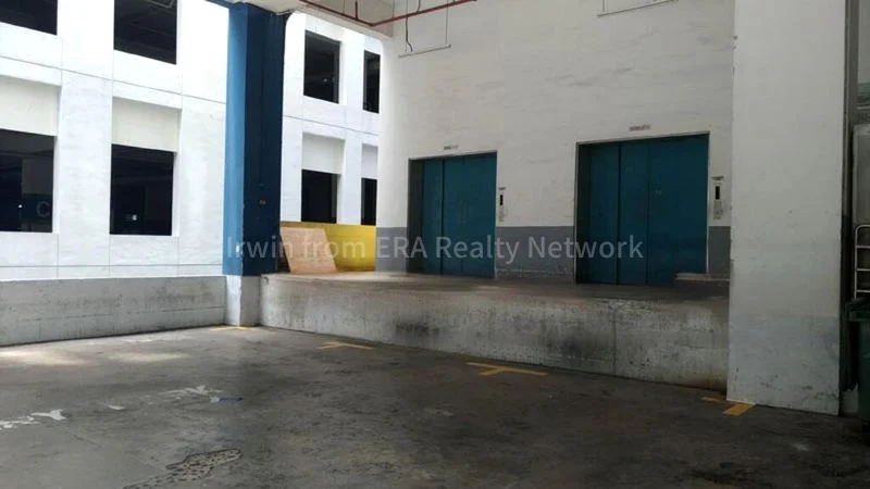 Light Industrial (B1) for Rent: Heng Loong Building - Image 9