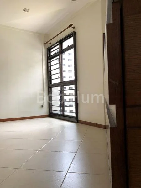 Executive HDB for Rent in 225C Compassvale Walk - Image 9