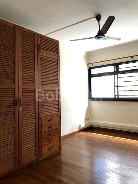 Executive HDB for Rent in 225C Compassvale Walk - Image 4