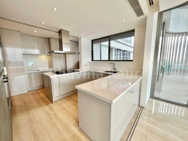 4 Bed Condo for Rent in  Ardmore Residence - Image 6