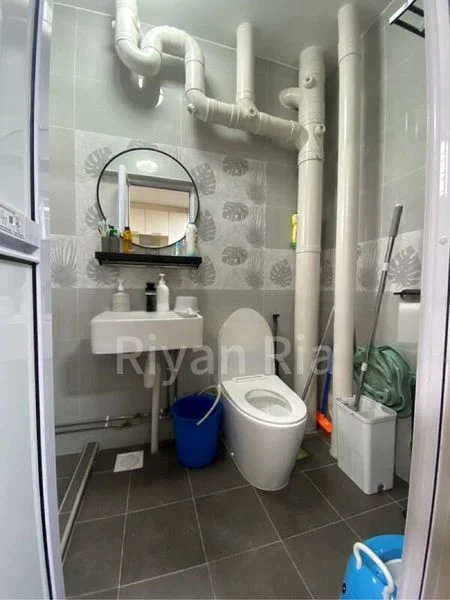 5 Room (5I) HDB for Rent in  201 Petir Road - Image 1
