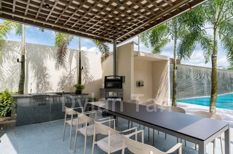 2 Bed Condo for Rent in  Holland Grove Road - Image 2