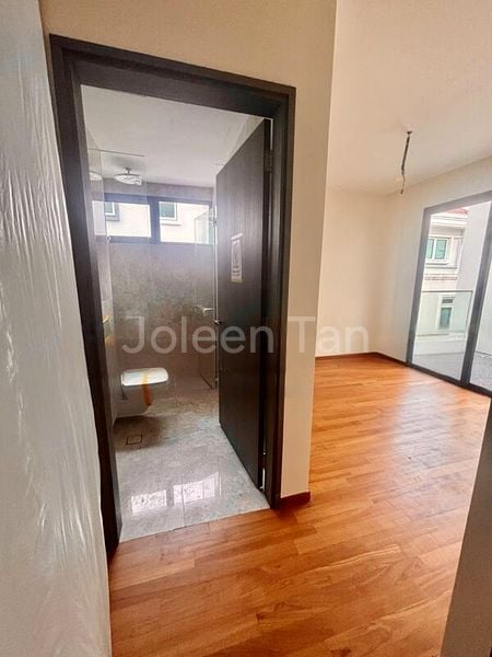 5 Bed Semi-Detached House (Landed) for Sale in  Eastwood Ville - Image 7