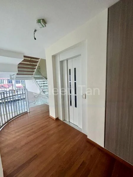 5 Bed Semi-Detached House (Landed) for Sale in  Eastwood Ville - Image 9