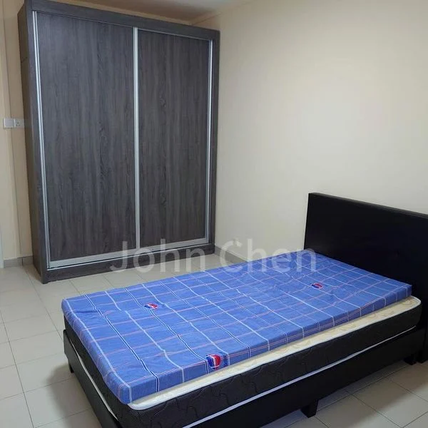 Common Room (HDB) for Rent in 689 Hougang Street 61 - Image 4