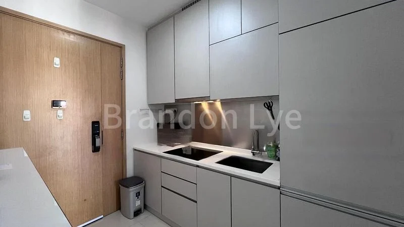 2 Bed Condo for Rent in  The Midtown - Image 3