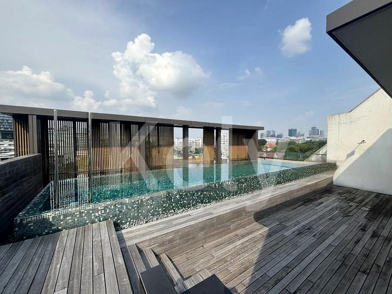 3 Bed Condo for Rent in  Lloyd Sixtyfive - Image 6