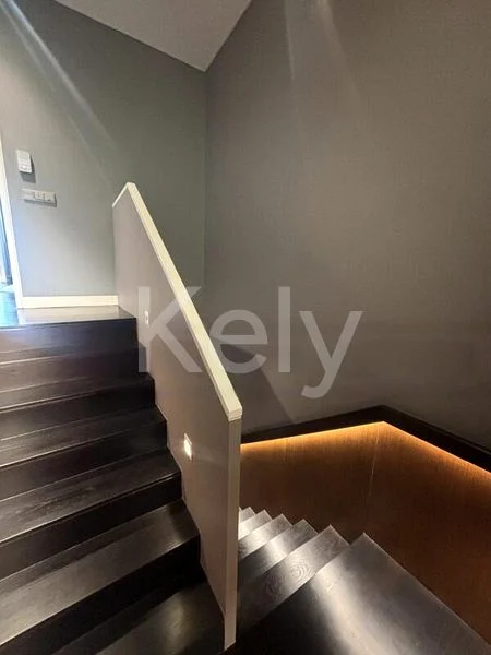 3 Bed Condo for Rent in  Lloyd Sixtyfive - Image 9