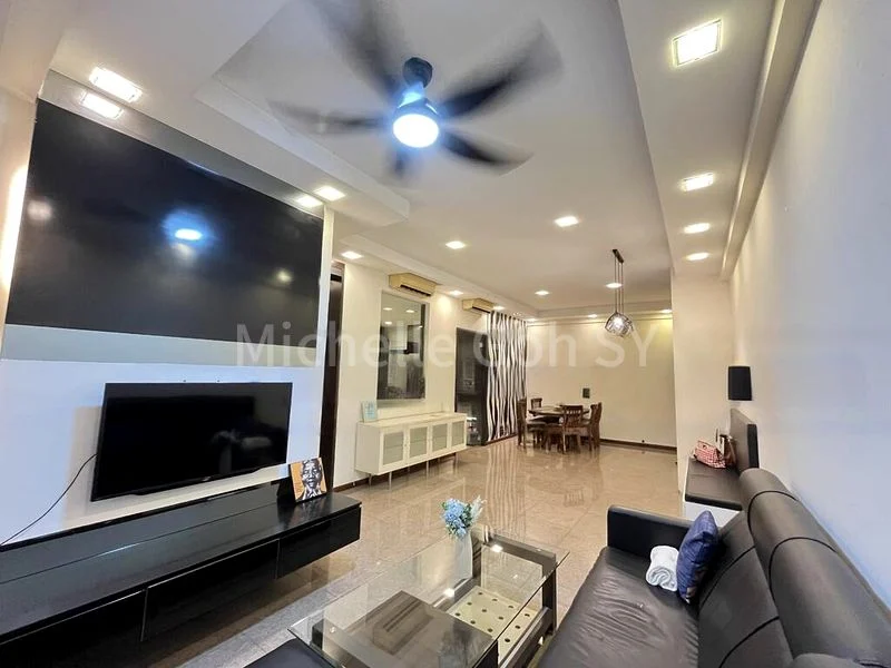 3 Bed Condo for Sale in  Regent Park - Image 2