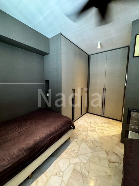 Executive HDB for Sale in  221 Pasir Ris Street 21 - Image 11