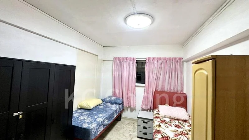 3 Room (3NG) HDB for Rent in  202 Tampines Street 21 - Image 1