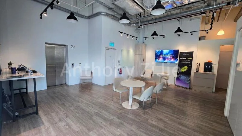 Office for Rent: Oxley Tower - Image 4