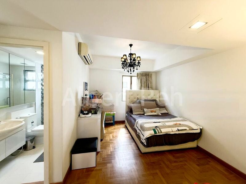 5 Bed Corner Terrace (Landed) for Sale in  Cashew Villas - Image 6