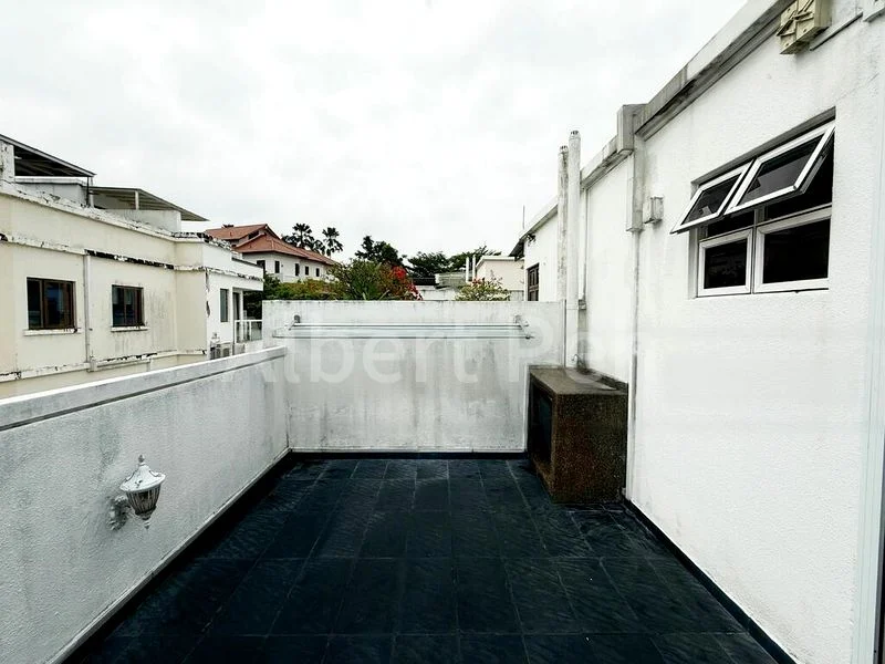 5 Bed Corner Terrace (Landed) for Sale in  Cashew Villas - Image 4