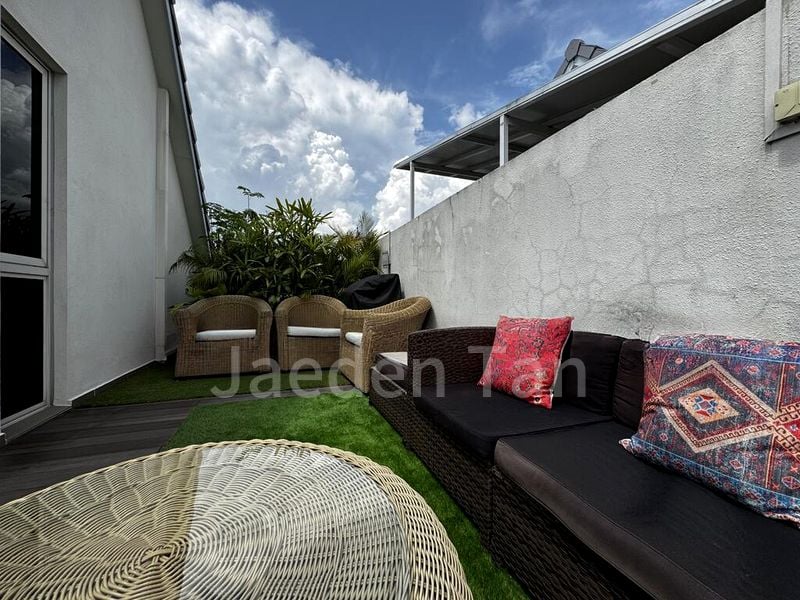 6 Bed Condo for Rent in  Flamingo Valley - Image 11