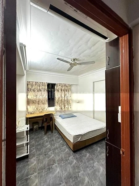 Common Room (HDB) for Rent in  224A Compassvale Walk - Image 1