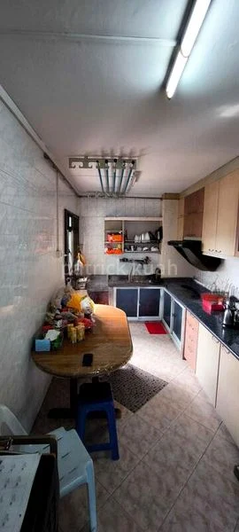 Master Room (HDB) for Rent in  184 Stirling Road - Image 2