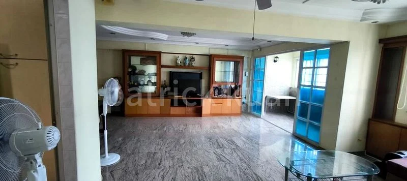 Master Room (HDB) for Rent in  184 Stirling Road - Image 1