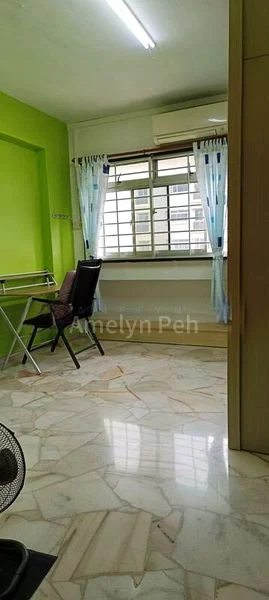 Common Room (HDB) for Rent in  363 Woodlands Avenue 5 - Image 5