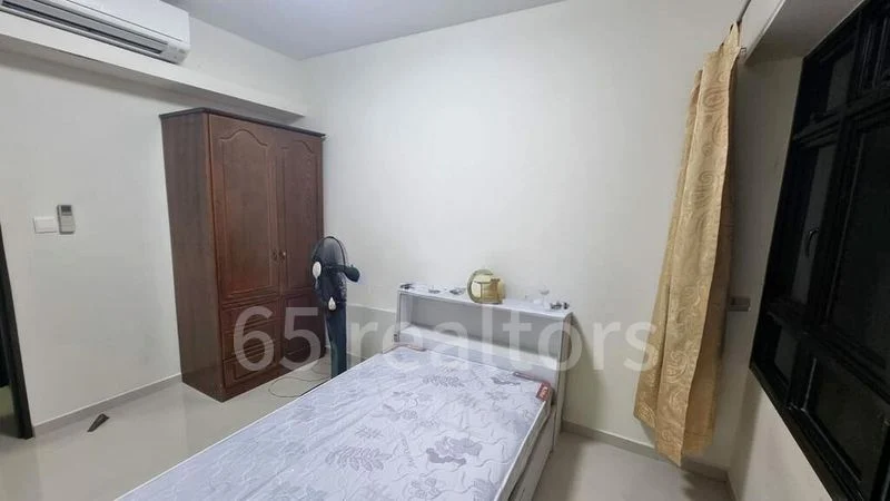 Common Room (HDB) for Rent in  220C Bedok Central - Image 2