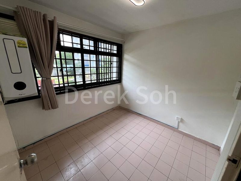3 Room (3I) HDB for Sale in  9 Lorong 7 Toa Payoh - Image 6