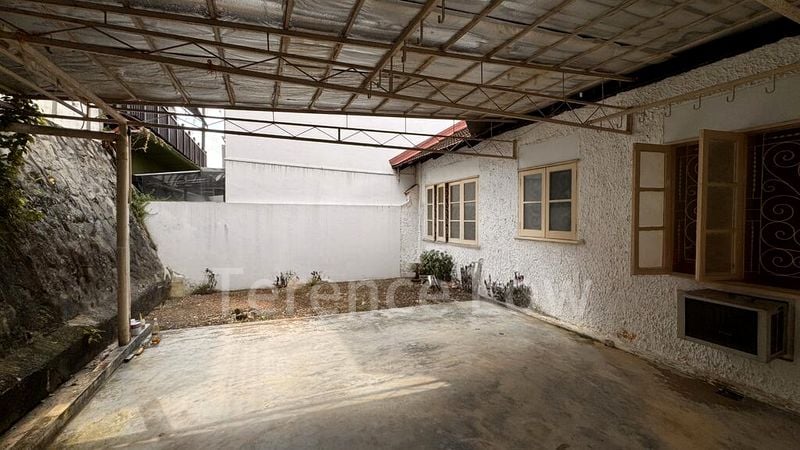 3 Bed Terraced House (Landed) for Sale in  Serangoon Garden Estate - Image 2