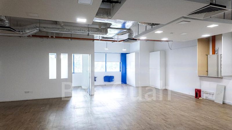 Light Industrial (B1) for Rent in Bryton House - Image 7
