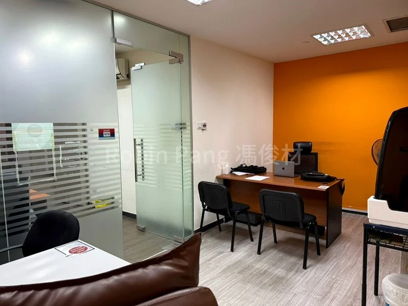 Office for Rent in  High Street Centre - Image 4