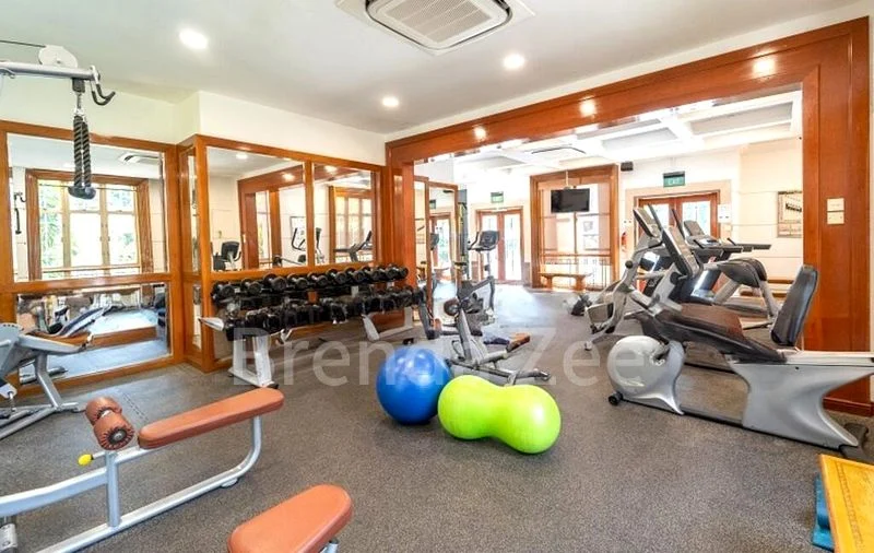 4 Bed Condo for Rent in Leonie Condotel - Image 5