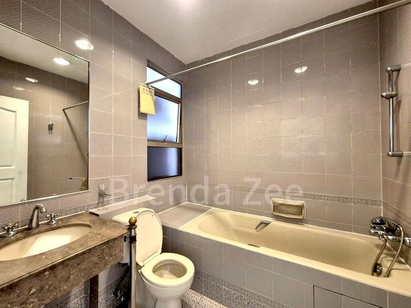 4 Bed Condo for Rent in Leonie Condotel - Image 10