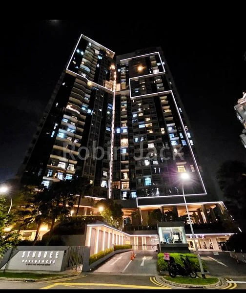 3+1 Bed Condo for Rent in Sturdee Residences - Image 1